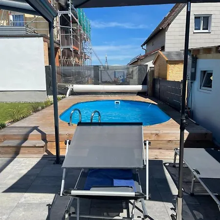 #2 Grosses Mit Pool Und Garten Rum i privatbostad Memmingen
