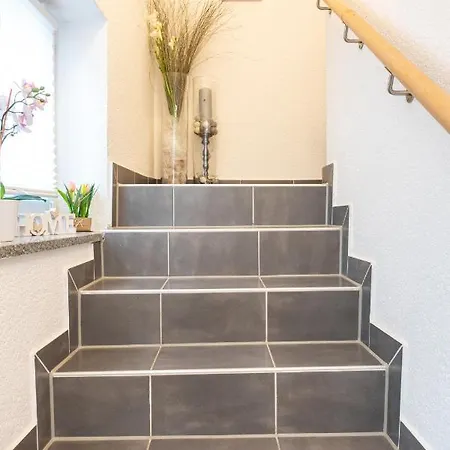 Homestay #2 Grosses Mit Pool Und Garten Memmingen